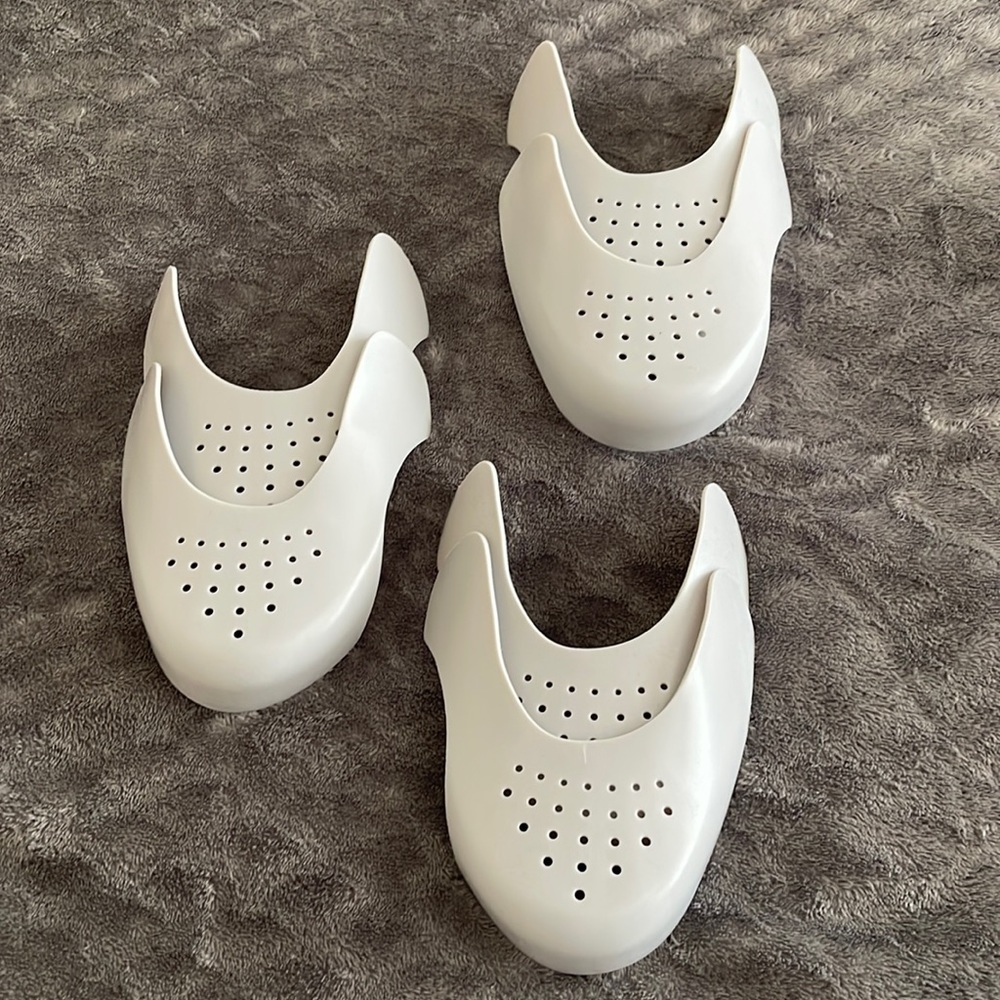 3 pair crease protectors